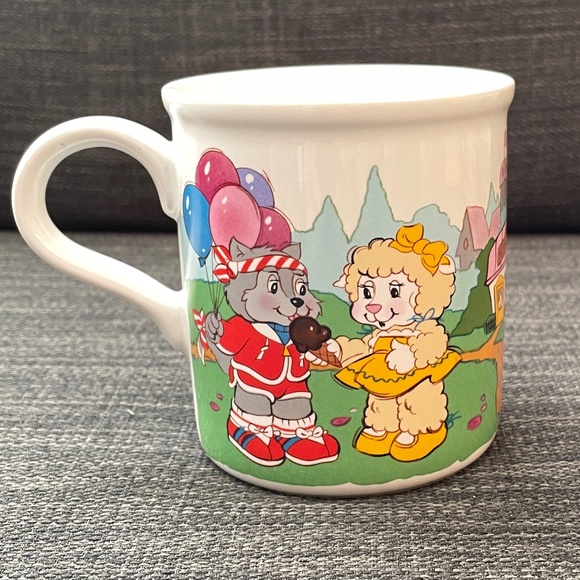 Vintage (1983) The Get Along Gang Mug - Picture 5 of 8